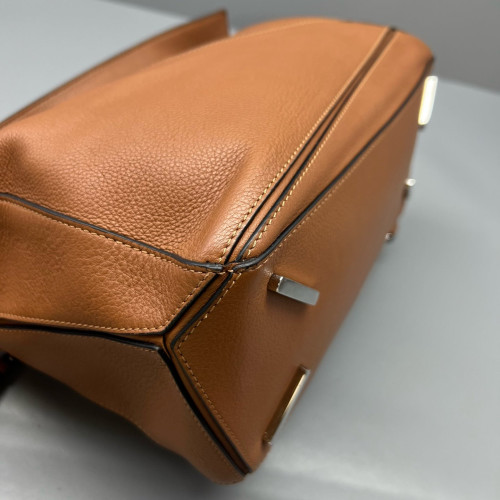 Loewe Medium Puzzle Grained Calfskin Tan Loewe Medium Puzzle Grained Calfskin Tan