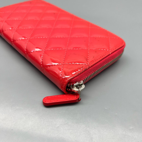 Chanel Quilted Continental Wallet Patent Calfskin Red