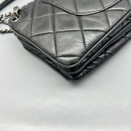 Chanel Quilted Accordion Flap Bag Lambskin Black