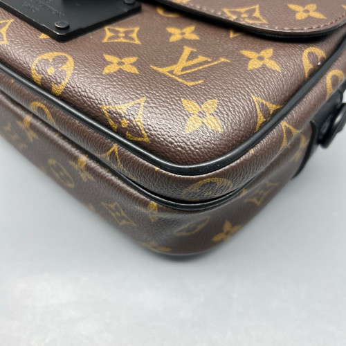 Louis Vuitton S Lock Messenger Monogram Brown Black