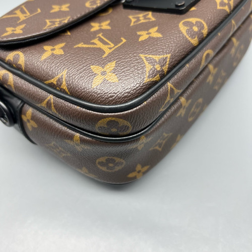 Louis Vuitton S Lock Messenger Monogram Brown Black