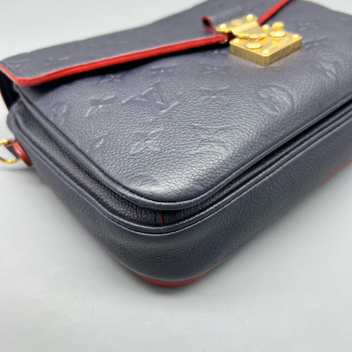Louis Vuitton Pochette Metis Monogram Empreinte Blue