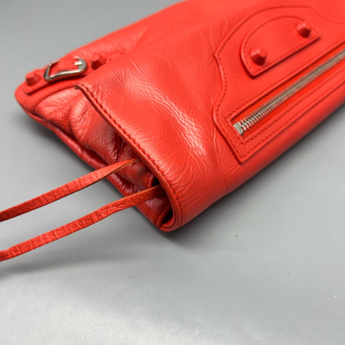 Balenciaga City Clutch Arena Lambskin Red