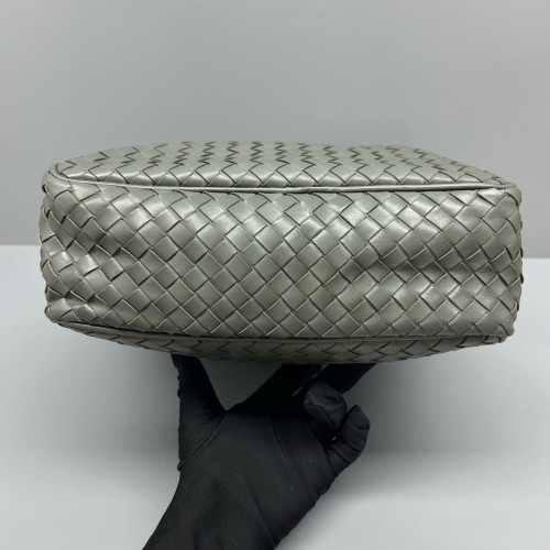 Bottega Veneta Messenger Lambskin Intrecciato Nappa Dark Grey Bottega Veneta Messenger Lambskin Intrecciato Nappa Dark Grey