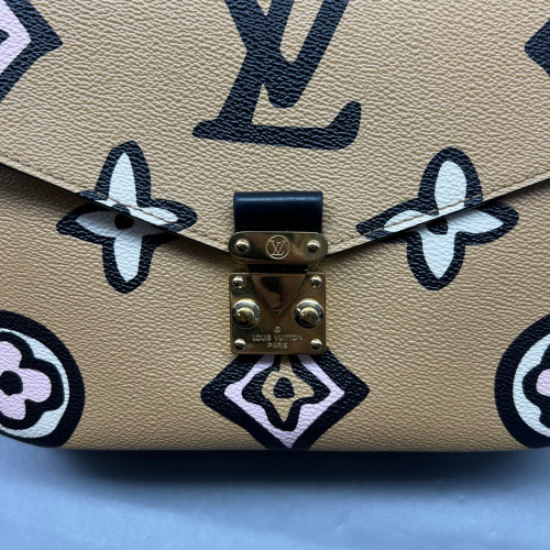 Louis Vuitton Pochette Metis Monogram Craggy Beige Black Pink
