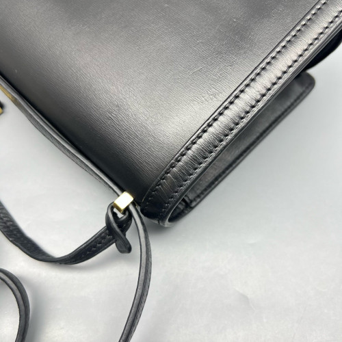Loewe Medium Barcelona Shoulder Smooth Calfskin Black