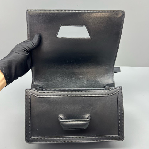 Loewe Medium Barcelona Shoulder Smooth Calfskin Black