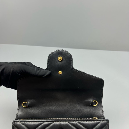Gucci Chevron GG Marmont Chain Wallet Calfskin Black