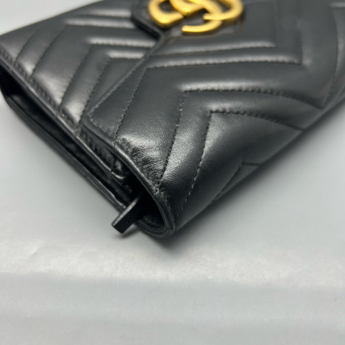 Gucci Chevron GG Marmont Chain Wallet Calfskin Black