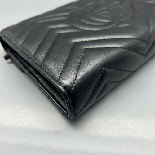 Gucci Chevron GG Marmont Chain Wallet Calfskin Black