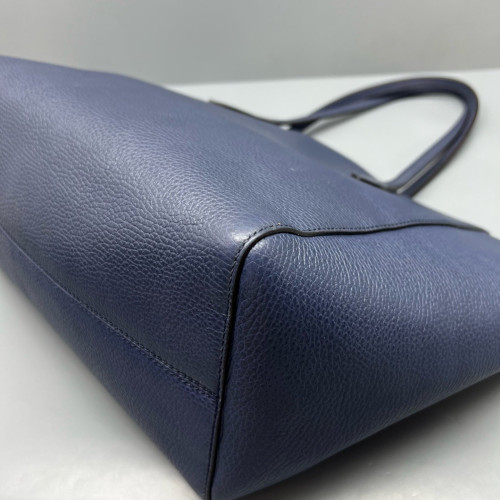 Gucci Small Swing Tote Grained Calfskin Blue Gucci Small Swing Tote Grained Calfskin Blue