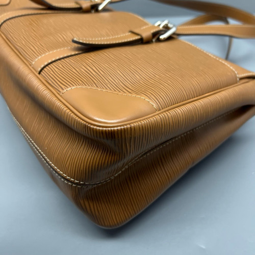 Louis Vuitton Shoulder Bag Epi Tan