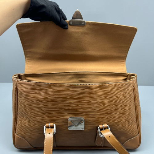 Louis Vuitton Shoulder Bag Epi Tan