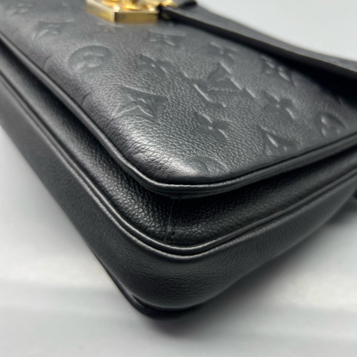 Louis Vuitton Pochette Metis Monogram Empreinte Black