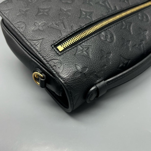 Louis Vuitton Pochette Metis Monogram Empreinte Black