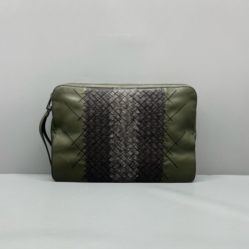 Bottega Veneta Clutch Nappa Lambskin Intrecciato Nappa Green Black Beige
