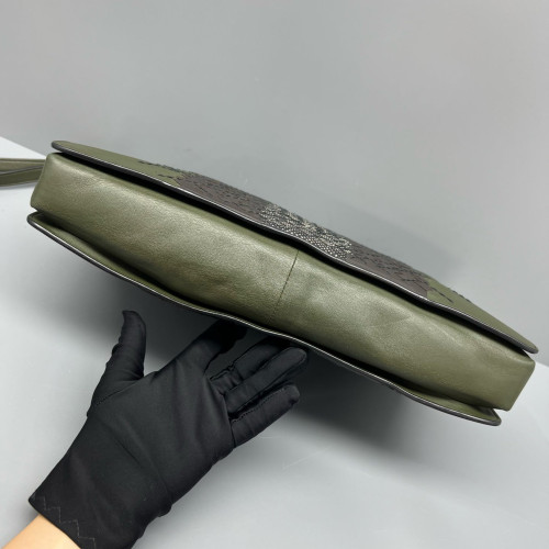 Bottega Veneta Clutch Nappa Lambskin Intrecciato Nappa Green Black Beige