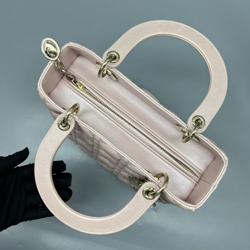 Dior Medium Lady Dior Calfskin Light Pink Dior Medium Lady Dior Calfskin Light Pink