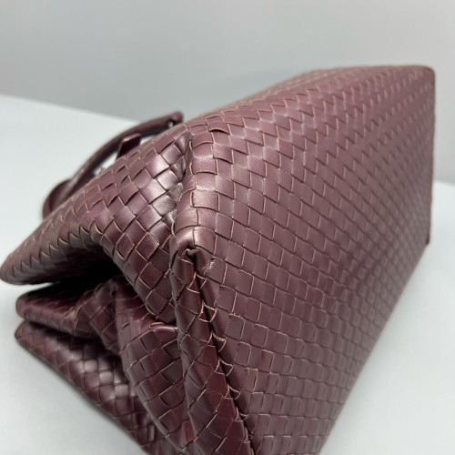 Bottega Veneta Large Roma Tote Bag Lambskin Intrecciato Nappa Burgundy