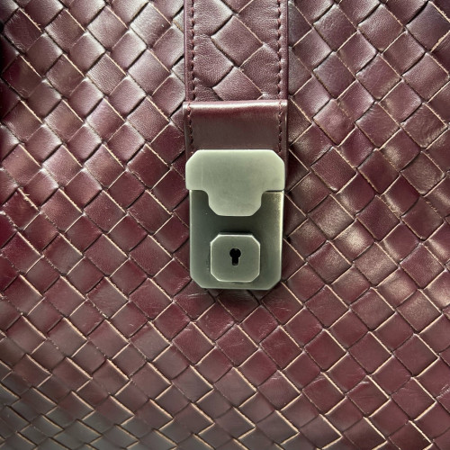 Bottega Veneta Large Roma Tote Bag Lambskin Intrecciato Nappa Burgundy