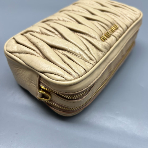 Miu Miu Small Camera Case Crumpled Lambskin Natural Tan Miu Miu Small Camera Case Crumpled Lambskin Natural Tan