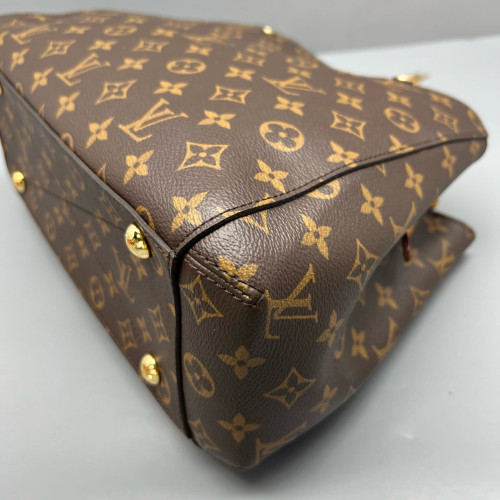 Louis Vuitton Montaigne MM Monogram Brown
