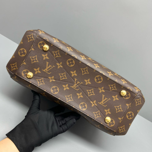 Louis Vuitton Montaigne MM Monogram Brown