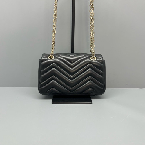 Gucci Chevron Mini GG Marmont Calfskin Black Gucci Chevron Mini GG Marmont Calfskin Black