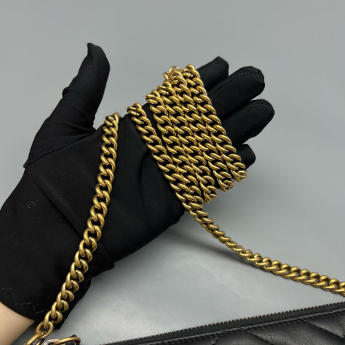 Gucci Chevron Shoulder Bag Calfskin Black Gucci Chevron Shoulder Bag Calfskin Black