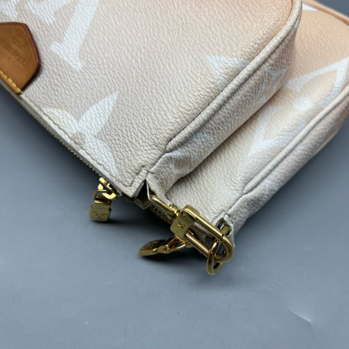 Louis Vuitton Multi Pochette Accessories Monogram Giant Pink White