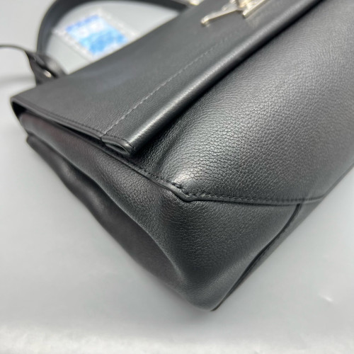 Louis Vuitton Lockme II Top Handle Calfskin Black