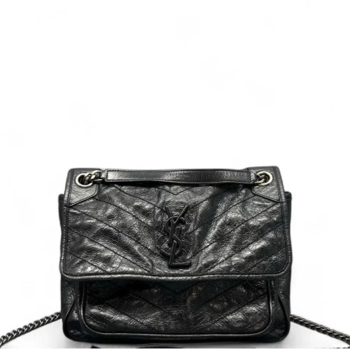 Yves Saint Laurent Medium Niki Chain Pull Up Leather Black Yves Saint Laurent Medium Niki Chain Pull Up Leather Black