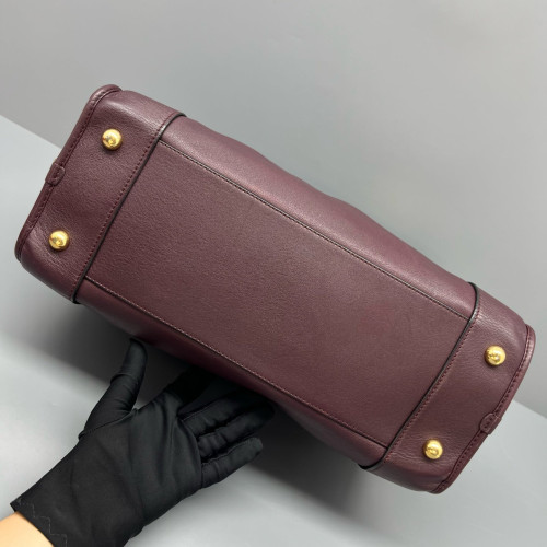 Loewe Amazona 36 Calfskin Burgundy