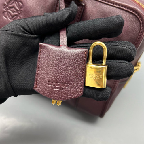 Loewe Amazona 36 Calfskin Burgundy