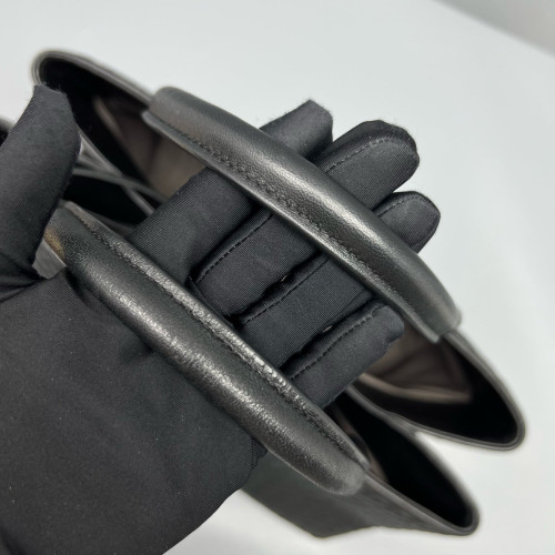 Bottega Veneta Handbag Calfskin Intrecciato Black
