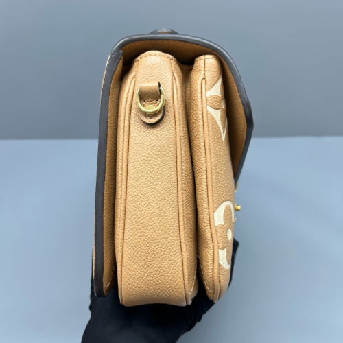 Louis Vuitton Pochette Metis Monogram Empreinte Giant Natural Tan Louis Vuitton Pochette Metis Monogram Empreinte Giant Natural Tan