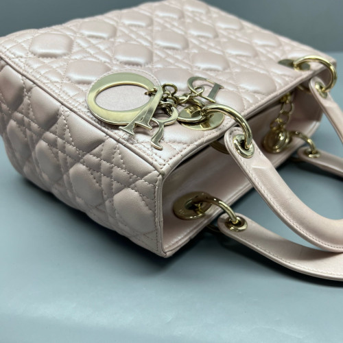 Dior Medium Lady Dior Lambskin Light Pink Dior Medium Lady Dior Lambskin Light Pink