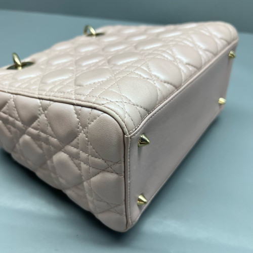 Dior Medium Lady Dior Lambskin Light Pink Dior Medium Lady Dior Lambskin Light Pink