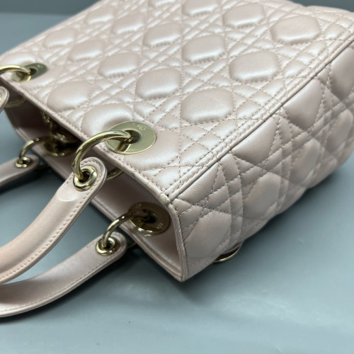 Dior Medium Lady Dior Lambskin Light Pink Dior Medium Lady Dior Lambskin Light Pink