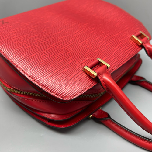 Louis Vuitton Pont Neuf PM Epi Red