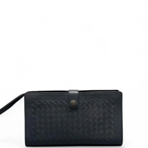 Bottega Veneta Clutch Calfskin Intrecciato Navy Blue