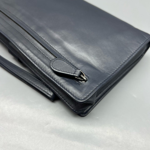 Bottega Veneta Clutch Calfskin Intrecciato Navy Blue