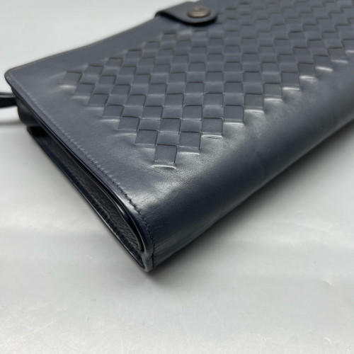 Bottega Veneta Clutch Calfskin Intrecciato Navy Blue