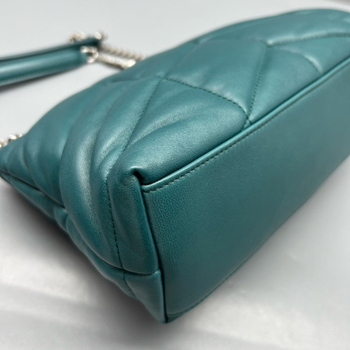 Yves Saint Laurent Small Loulou Puffer Chain Calfskin Emerald Green