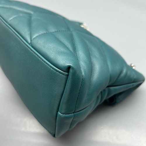 Yves Saint Laurent Small Loulou Puffer Chain Calfskin Emerald Green