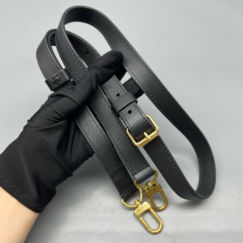 Louis Vuitton Messenger Damier Infini Black