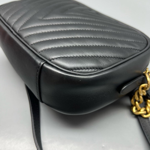 Louis Vuitton New Wave Camera Bag Calfskin Black Louis Vuitton New Wave Camera Bag Calfskin Black