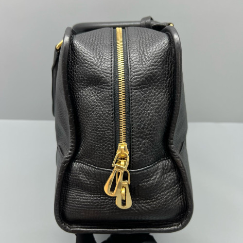Loewe Amazona 36 Grained Calfskin Black