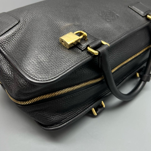 Loewe Amazona 36 Grained Calfskin Black
