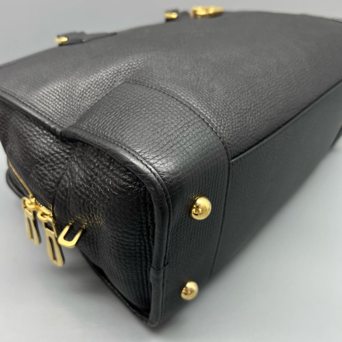 Loewe Amazona 36 Grained Calfskin Black